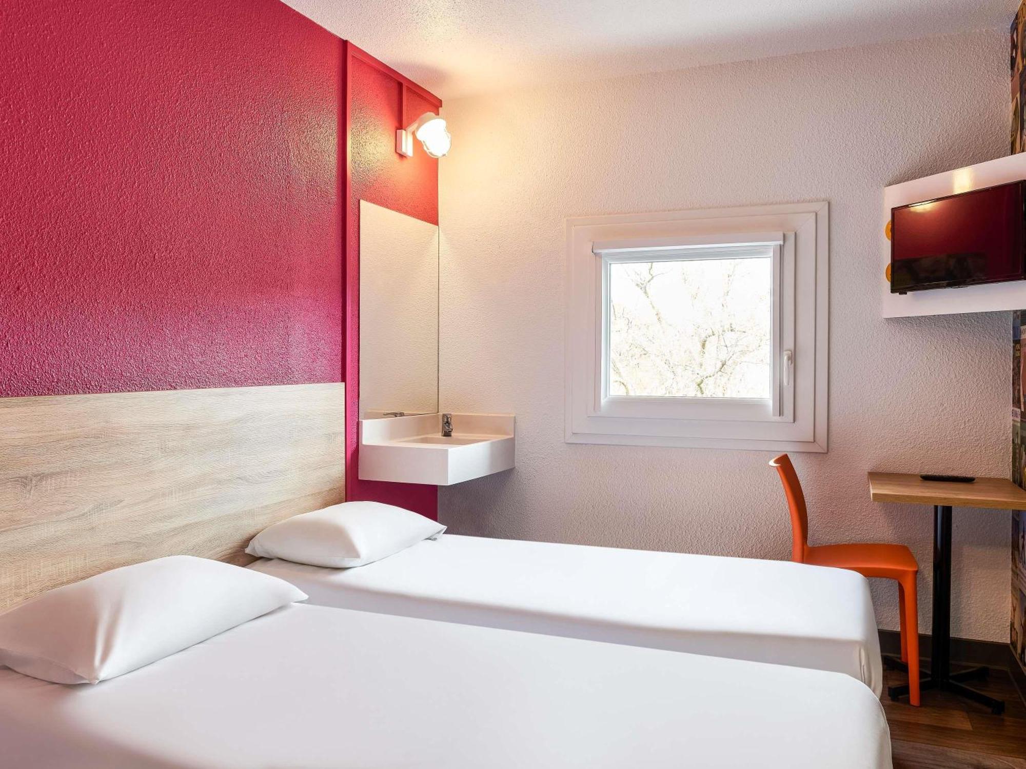 Hotelf1 Chilly Mazarin Les Champarts Экстерьер фото