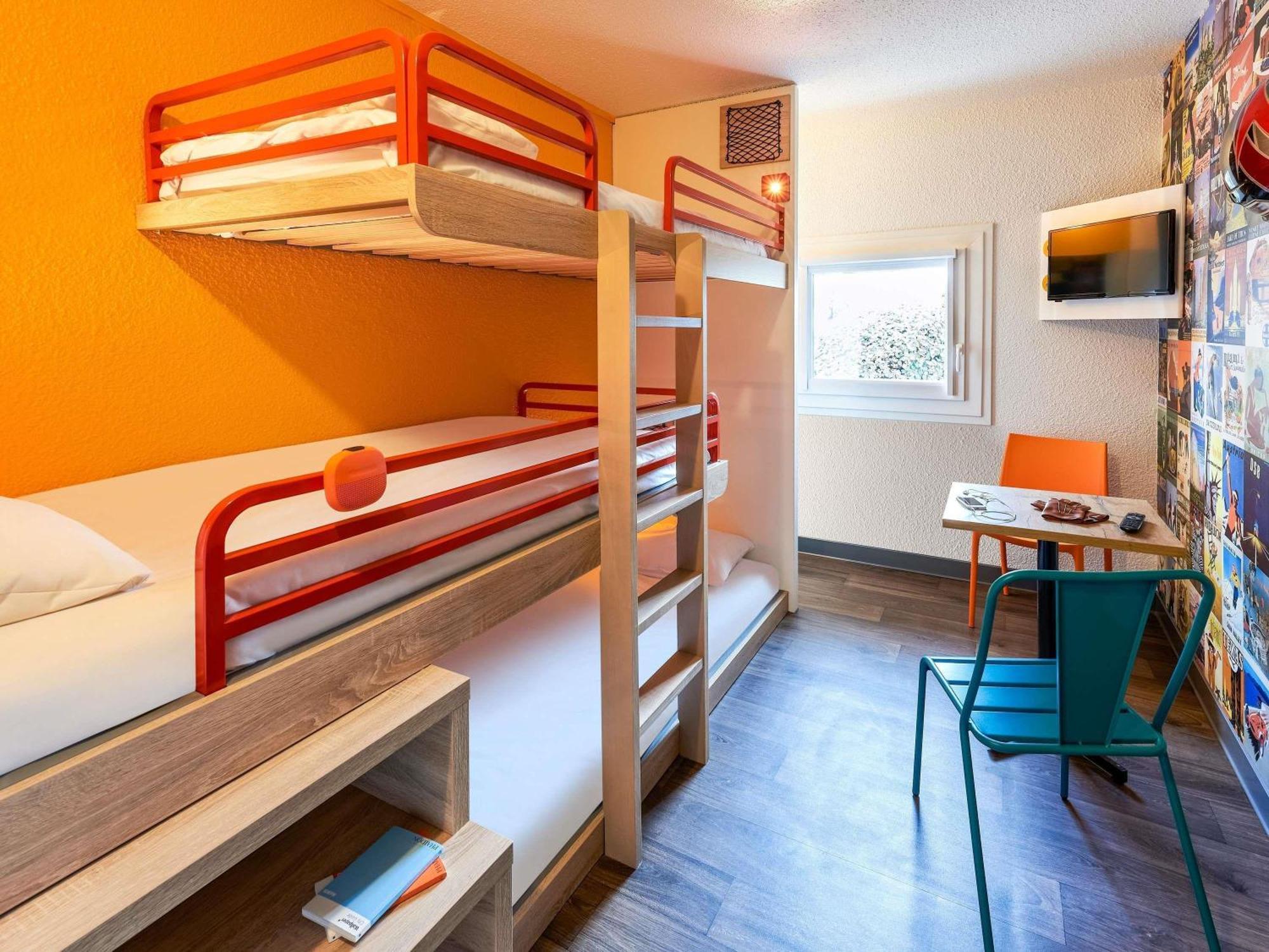Hotelf1 Chilly Mazarin Les Champarts Экстерьер фото